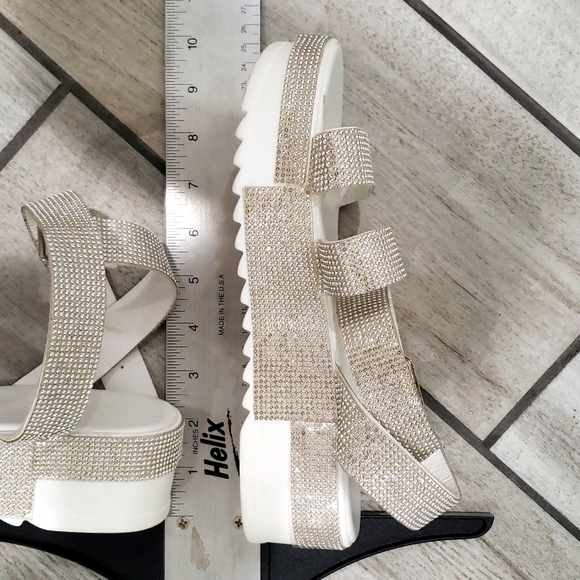 Faux Diamond platform sandals - Picture 11 of 12